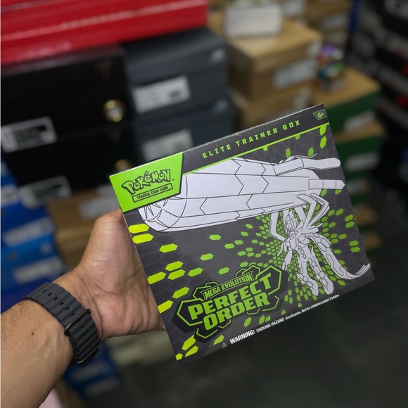 Pokemon Other - Pokemon Mega Evolution Perfect Order Elite Trainer Box - Black & Neon Green